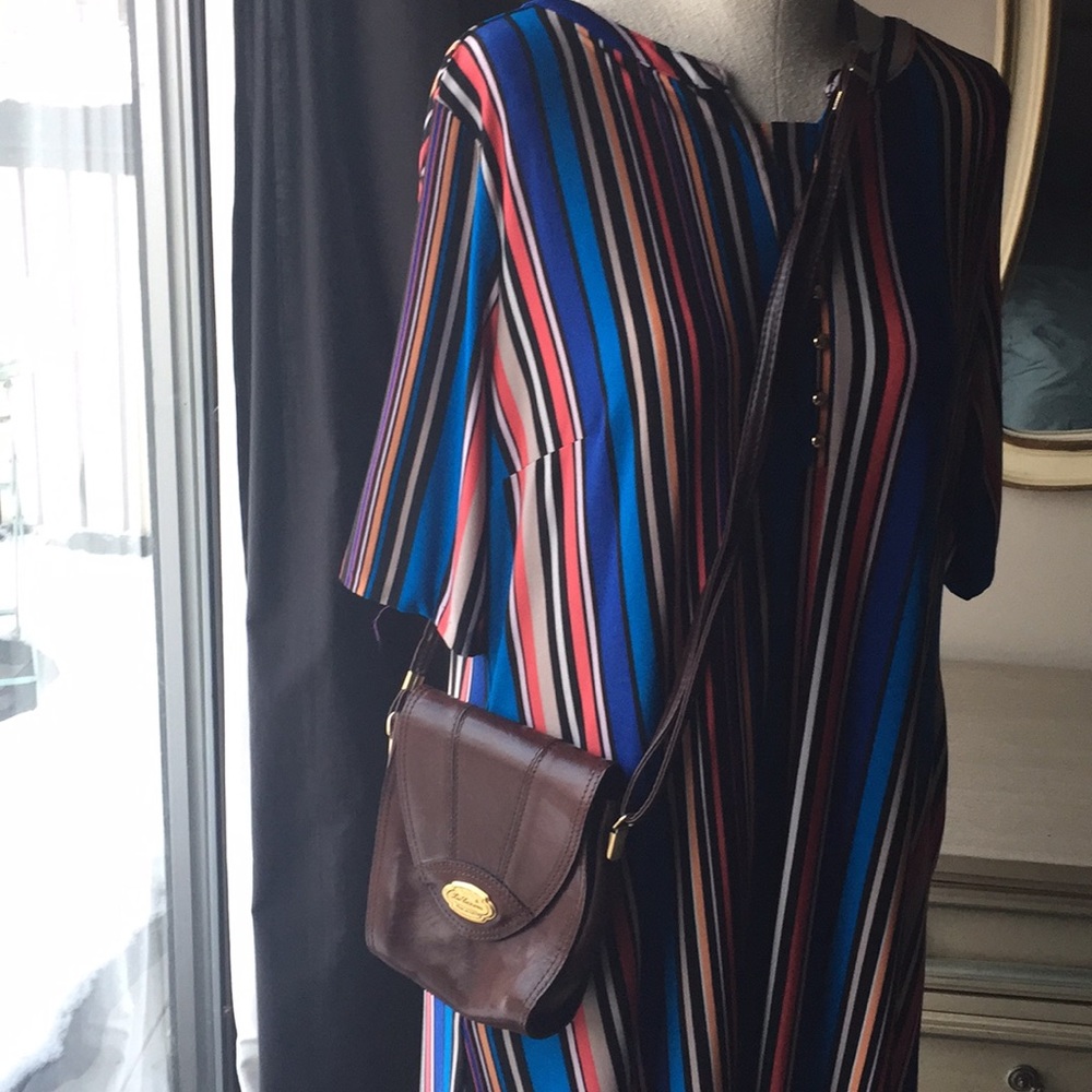 Vintage cross body bag